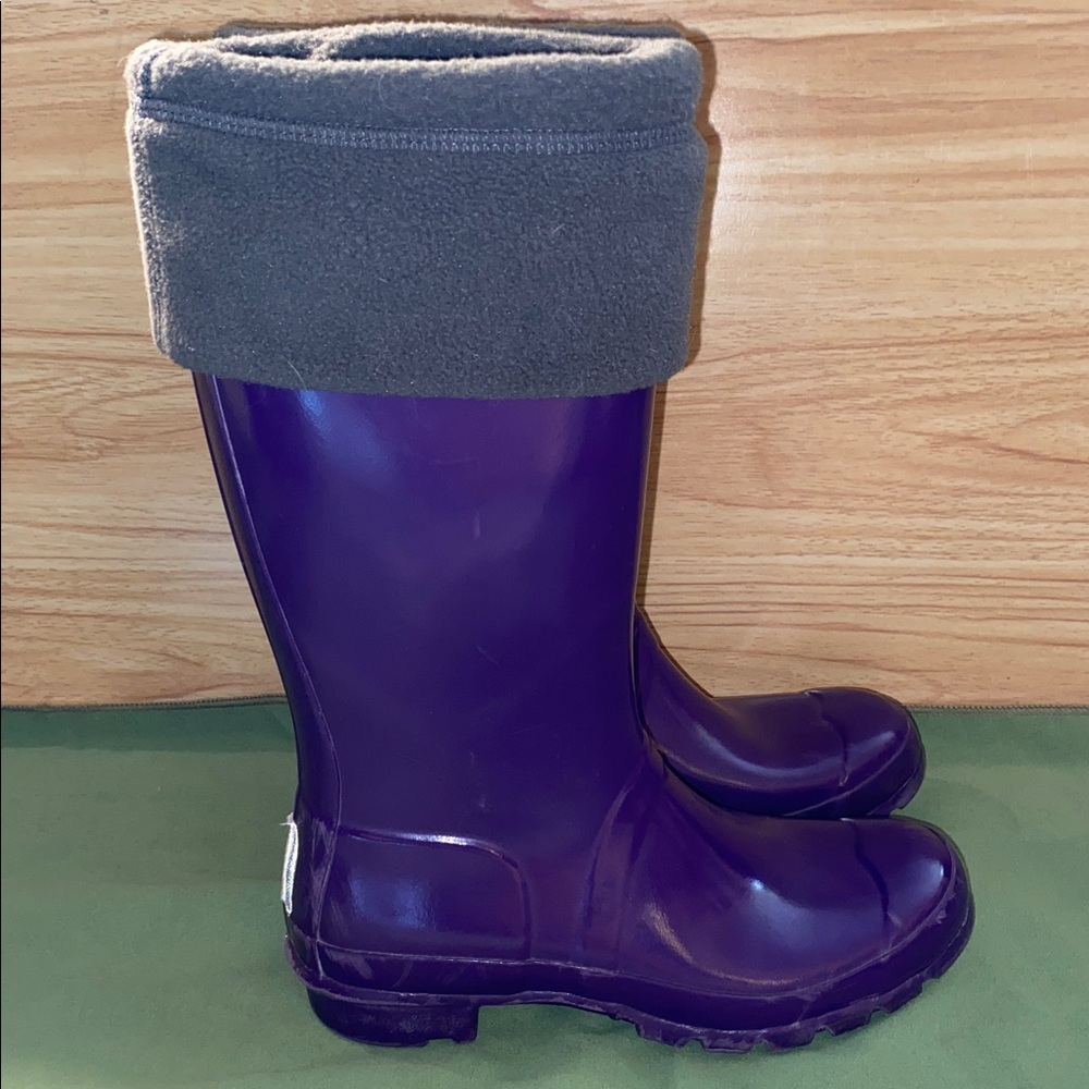 HUNTER Tall Rainboots Youth Glossy Purple with Cuff Socks and Bag Size 7 / 38 - Picture 4 of 13